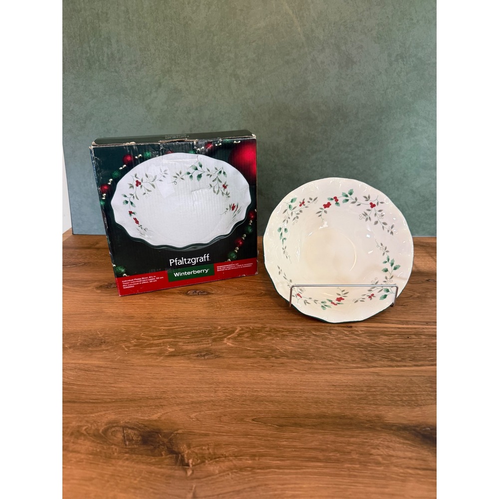 Pfaltzgraff Winterberry Individual Pasta Bowl 8.5 Inch Scalloped Edge 5068693